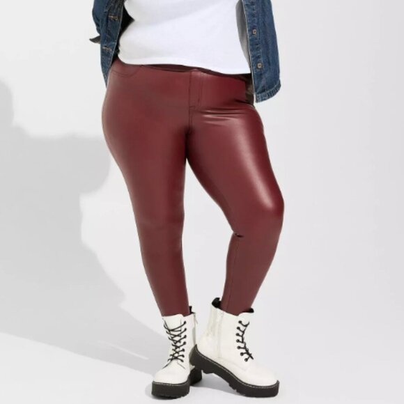 Torrid Full-Length Faux Leather Legging Size 4X - Picture 1 of 4